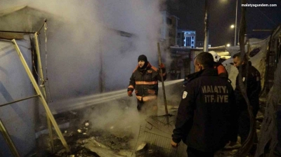 Malatya'da konteyner çarşıda yangın: 1 yaralı