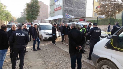 İki grup arasında çıkan silahlı kavgada 3 yaralı, 7 gözaltı