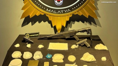 Uyuşturucu operasyonunda 2 kişi gözaltına alındı