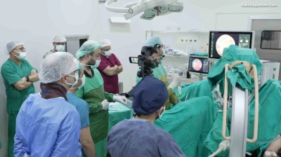 Eğitim ve Araştırma Hastanesi'nde canlı kursa 300'ü aşkın üroloji uzmanı katıldı