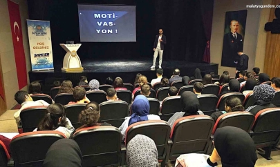 Malatya'da öğrencilere kaygı ve motivasyon semineri