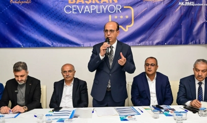 Tecde Mahallesi'nde 'Vatandaş soruyor, başkan cevaplıyor' toplantısı