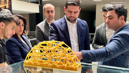 Çubuk makarnadan yapılan köprüler yarıştı