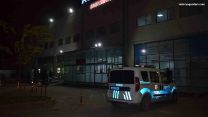 Tartıştığı eşini silahla yaraladı
