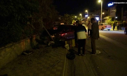Otomobil ile motosiklet çarpıştı: 2 yaralı