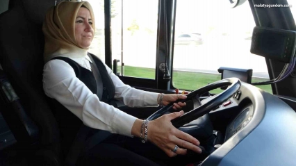'Kızlardan şoför olmaz' dediler şimdi trambüsle yolların tozunu alıyor