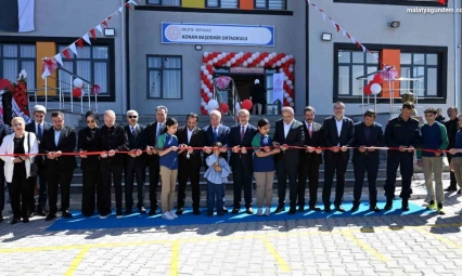 Adnan Başdemir Ortaokulu hizmete açıldı