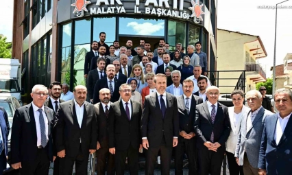 Bakan Bayraktar: 'Deprem bölgesinde yeni yerleşim alanlarında doğalgaz altyapısı yılsonuna kadar tamamlanacak'