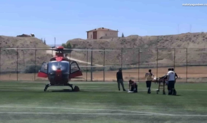 Kalp krizi geçiren hasta hava ambulansı ile Malatya'ya sevk edildi