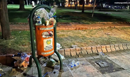 Malatya Büyükşehir Belediyesi'ne çöp tepkisi