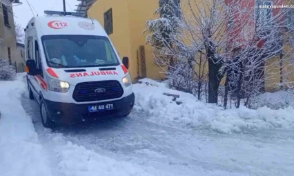 Büyükşehir yol açma, tuzlama ve solüsyonlama çalışmalarına yoğun şekilde devam ediyor