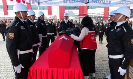 Malatya'da kazada şehit olan polis memuru için tören düzenlendi