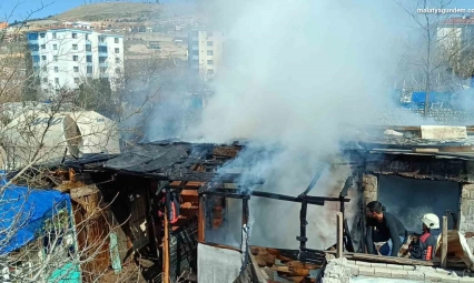 Malatya'da korkutan baraka yangını