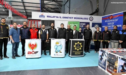 Malatya Kitap Fuarı'nda Emniyet'ten bilgilendirme standı