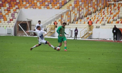Yeşilyurtspor berabere kaldı