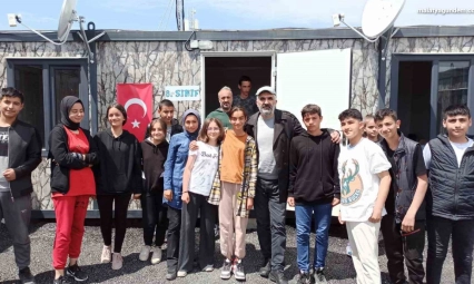 Yazar Ahmet Turgut Malatya'da öğrencilerle buluştu