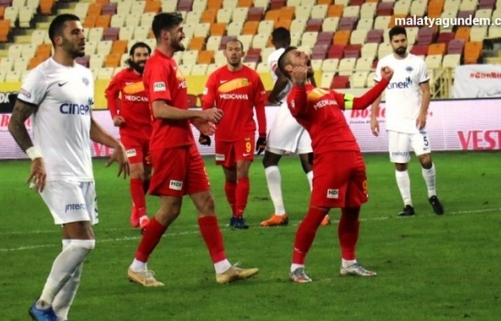 Yeni Malatyaspor 2 Kasımpaşa 0