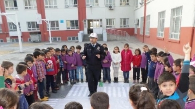 838 Öğrenciye Trafik Eğitimi Verildi