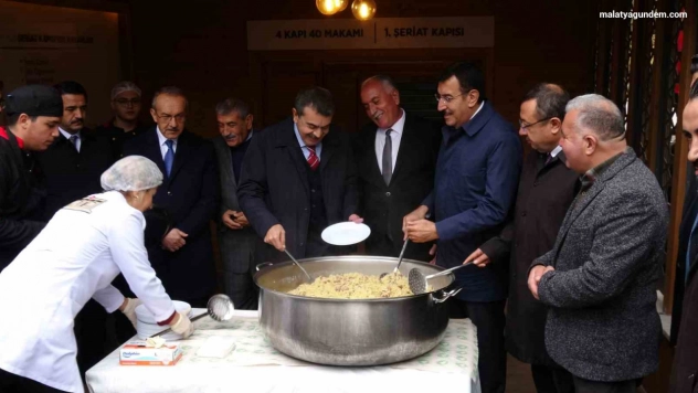 Bakan Tekin:  Türkiye'nin demokratikleşmesine önemli katkılar sağladı