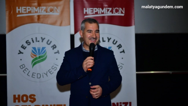 Başkan Çınar'dan öğrencilere karne hediyesi