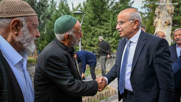 Başkan Er'den yaşlılara Şanlıurfa seyahati sözü