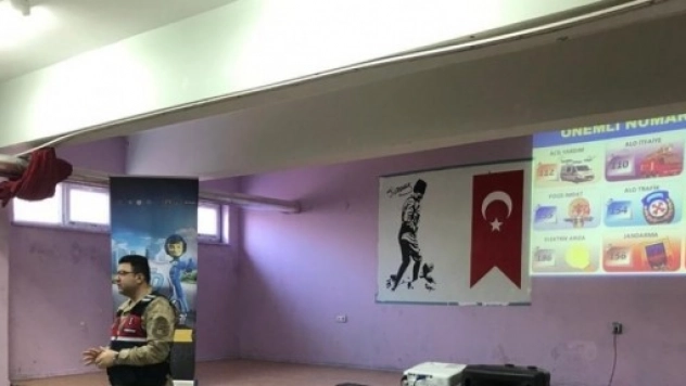 Depremzede Öğrencilere Trafik Eğitimi Verildi