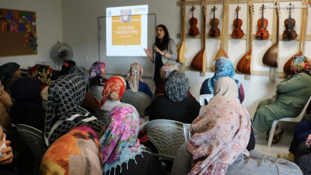 Konteyner Kent'te kadınlara hijyen eğitimi