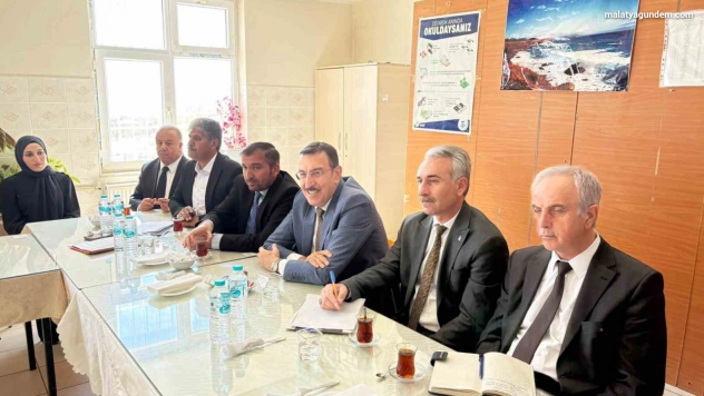 Milletvekili Tüfenkci Arguvan'da temaslarda bulundu