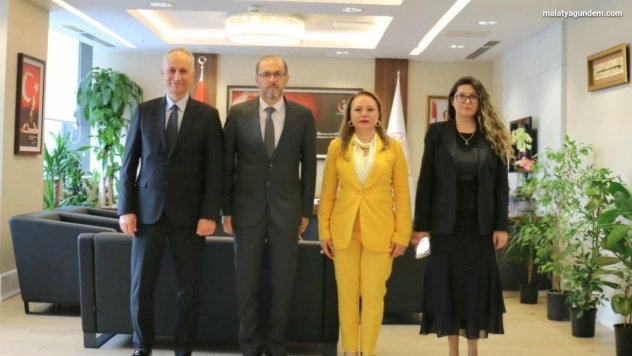 Sağlık turizminde iş birliği görüşmesi