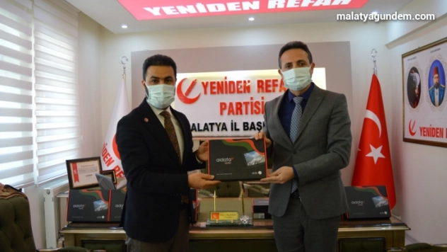 Yeniden refah partisi Malatya il başkanlığından eğitime örnek davranış