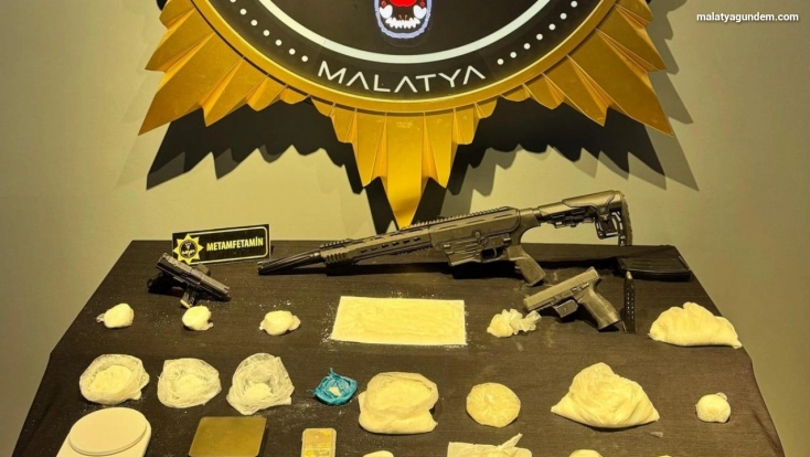 Uyuşturucu operasyonunda 2 kişi gözaltına alındı