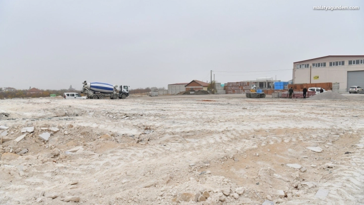 Yeşiltepe'de hafriyat alanı temizlendi, mahalle nefes aldı!