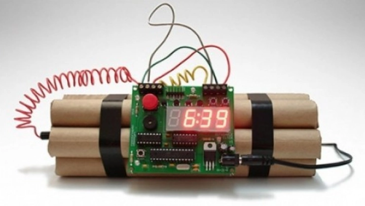 10 Yaşındaki Kız Çocuğunun Üzerindeki Bomba Patladı: 20 Ölü, 18 Yaralı