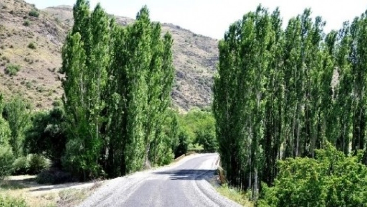 14 Mahallede Yol Çalışması Yapılıyor