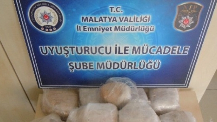 19 Kilo Esrar Ele Geçirildi