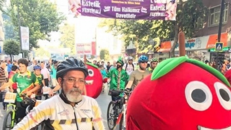 İnönü Caddesinde Heyecan Ve Coşku Bir Arada 