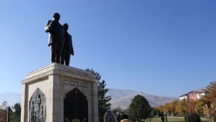 24 Kasım Öğretmenler Günü Çeşitli Etkinliklerle Kutlandı