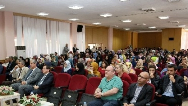 2. Ehl-i Beyt Paneli ve geleneksel aşure etkinliği düzenlendi