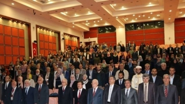 3. Uluslararası İslam Ve Yorum Sempozyumu Başladı