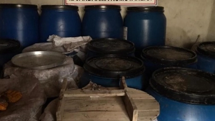6 Ton Sahte İçki Ele Geçirildi