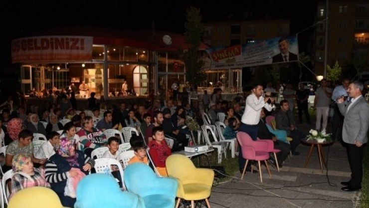 Açık Hava Sinema Günleri Yoğun İlgi Gördü