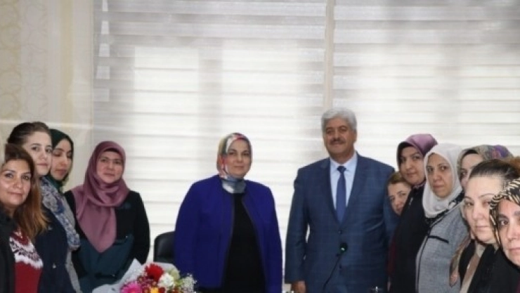 Aday Adayı Ekinci'den 'Kadına Şiddet Son Bulsun' Temennisi