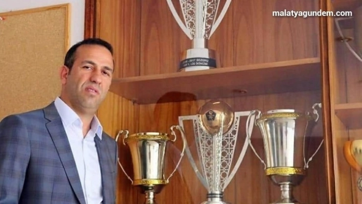 Adil Gevrek en kötü sezonunu yaşıyor