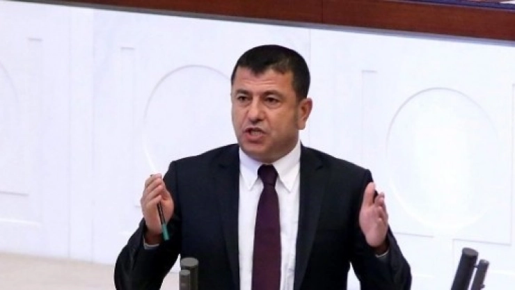 Spor Salonu Olmayan Spor Lisesi