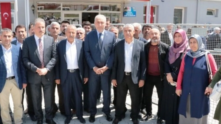 AK Parti Milletvekili Şahin:Karara Saygılıyız Ama Yüreklerimizi Gerçekten Soğutmadı