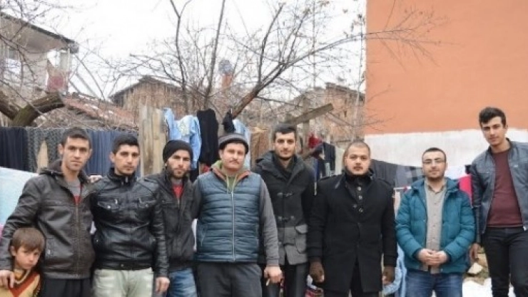 AK Parti  Gençlik Kolları'ndan, Suriyeli Ailelere Yardım