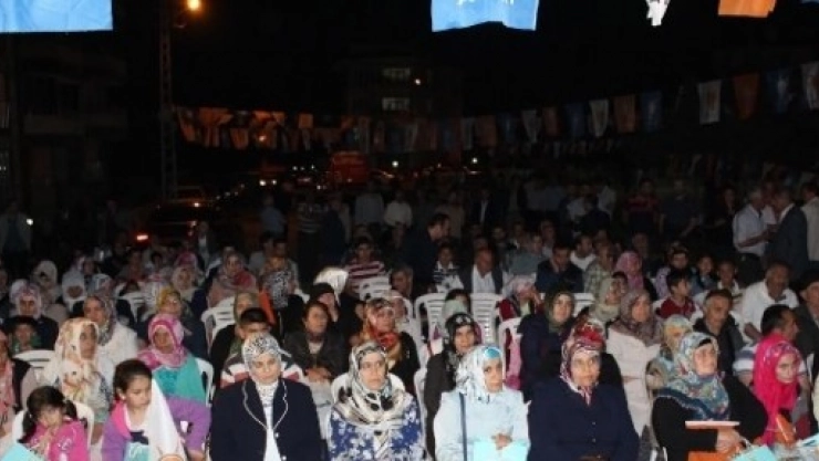 AK Parti'de Mahalle Toplantıları Devam Ediyor