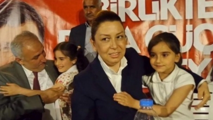 AK Partili Adaylar, Özal Mahallesi'ni Ziyaret Etti