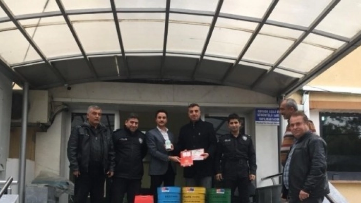 Akçadağ'da Geri Dönüşüm Kutuları Dağıtıldı