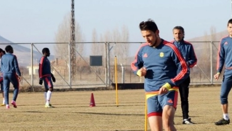 Alima Yeni Malatyaspor'un Genç Oyuncuları Sandıklıspor'a Kiralandı